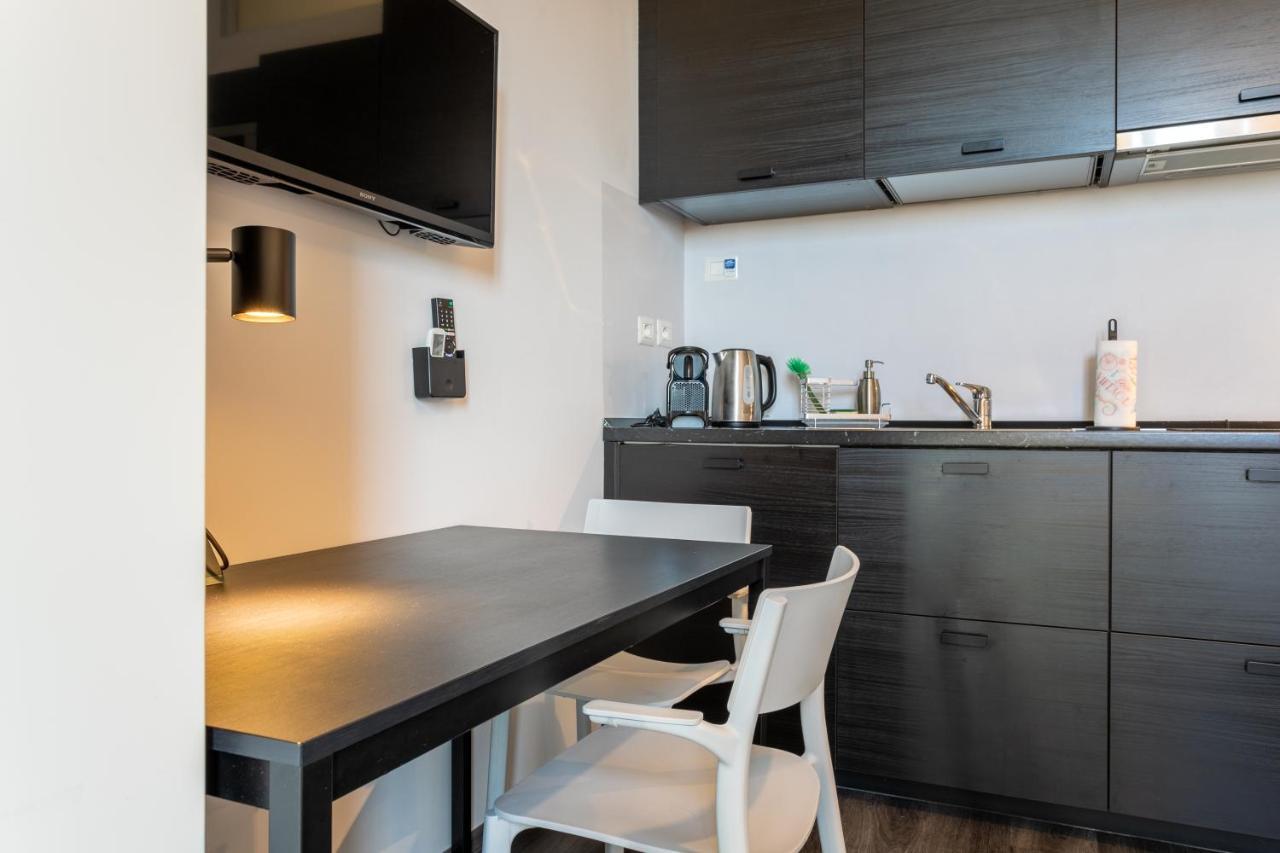 Luna Homes - Studio In Farini ミラノ エクステリア 写真
